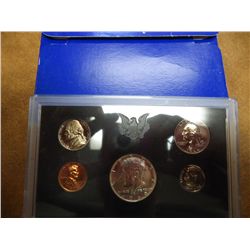 1969 US PROOF SET (WITH BOX) 40% SILVER HALF
