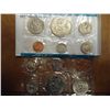 Image 2 : 1977 US MINT SET (UNC) P/D (WITH ENVELOPE)