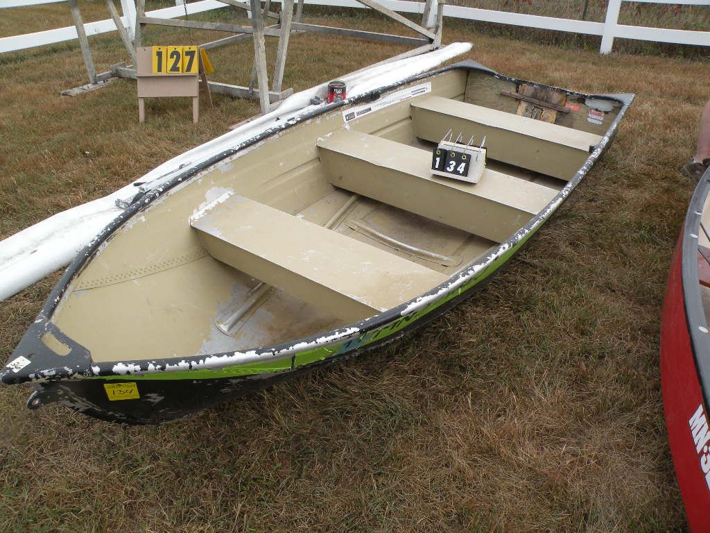 1974 Appleby 12 ft boat