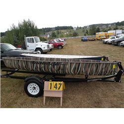 2009 Warrior 13' 6" canoe- camo PU0S1013H809