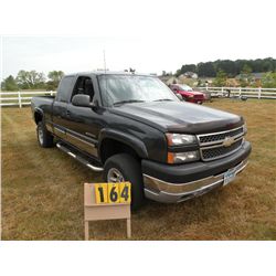 2005 Chev 2500 1GCHK29U95E144574