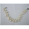 Image 1 : 60CTW PEANUT WHITE PEARL BRACELET; 8INCH; PHILIPPINE PE