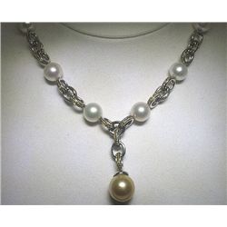 18K GOLD DIAMOND AND PEARL NECKLACE