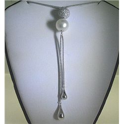 18K GOLD DIAMOND AND PEARL NECKLACE