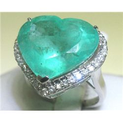 18K GOLD DIAMOND AND EMERALD RING