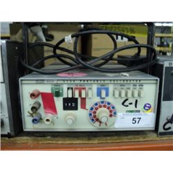 FLUKE 515A PORTABLE CALIBRATOR