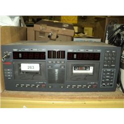 LANIER CASSETTE DUAL PLAYER