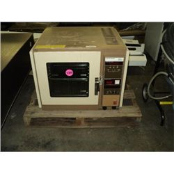 FISHER SCIENTIFIC 282A VACUUM OVEN