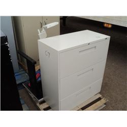 PALLET: OFFICE FURNITURE