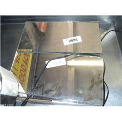 BOX: MIRRORS