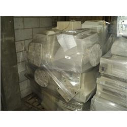 PALLET: MIXED SIZED MONITORS