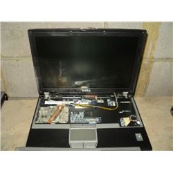 DELL PP09S LAPTOP