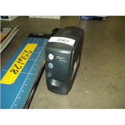 LABEL MAKER BROTHER P-TOUCH 2500PC