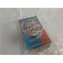 LOT OF 2 FACTORY SEALED BOXES TOPPS STADIUM