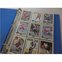 BINDER OF RUSSIAN HOCKEY STAR COLLECTOR CARDS