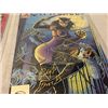Image 2 : CATWOMAN NUMBER ONE SIGNED BY