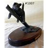 Image 2 : "Jakes Lookout" Bear in Bronze by Kruckenberg