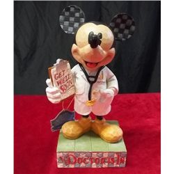 Disney Showcase Collection - Mickey Doctor Is In