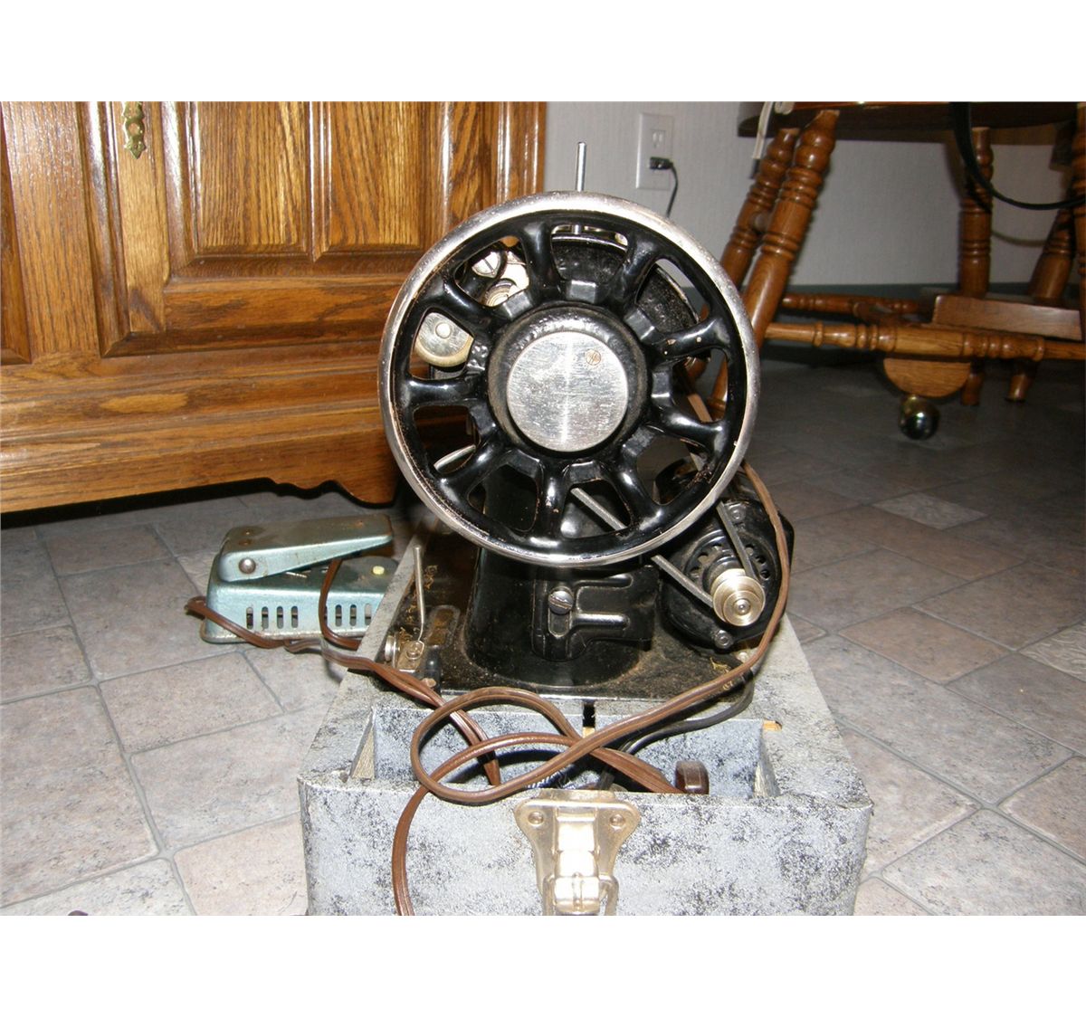 1938 Singer Sewing Machine w/Case AF Series Model 15