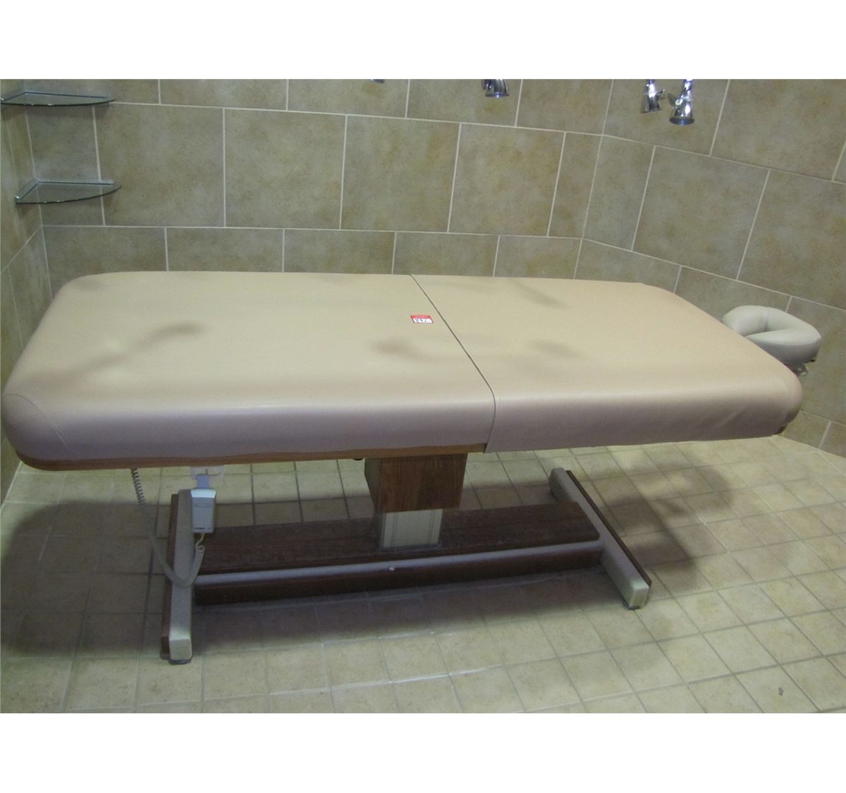 OAKWORKS HYDRAULIC MASSAGE TABLE HB5100 WITH SPA RISE TREATMENT SYSTEM