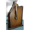 Image 7 : Mills 5 cent Antique slot machine