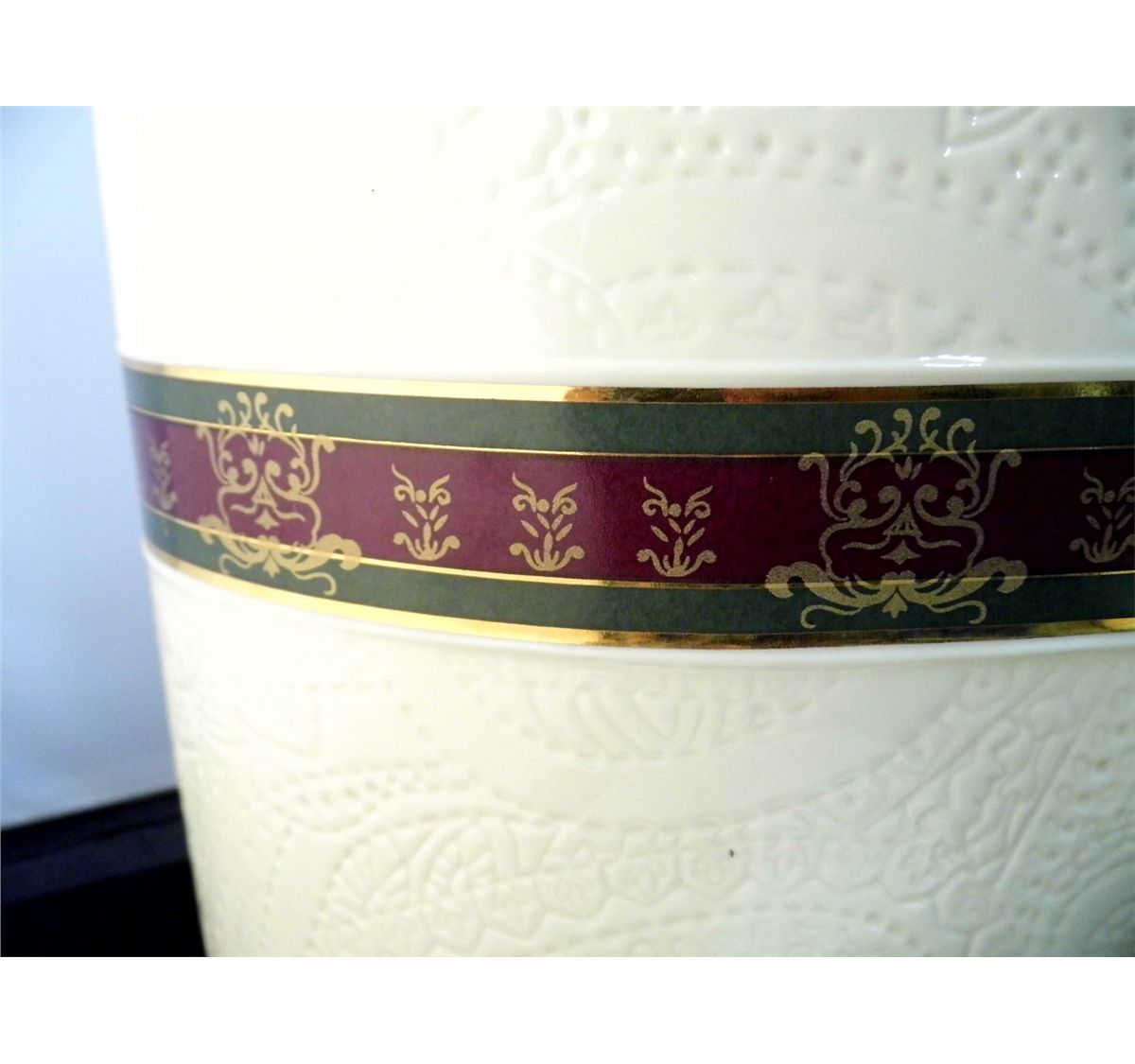 "Croscill" Porcelain bath soap dispenser, tooth brush holder and trash can