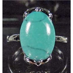 2516 - SILVER TONE RING W/VERTICAL TURQUOISE COLOR STONE - SZ 7.5