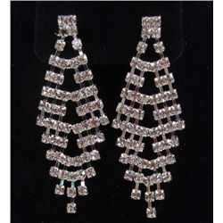 7048 - WHITE GOLD PLATE CHANDELIER EARRINGS W/ WHITE SWAROVSKI CRYSTALS