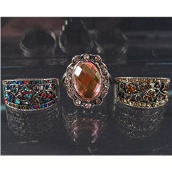 336 - LOT OF 3 NEW SILVER COLOR RINGS W/ RHINESTONES