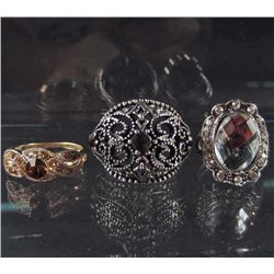 337 - LOT OF 3 NEW SILVER COLOR RINGS W/ RHINESTONES