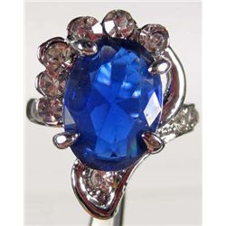 625 - WHITE GOLD PLATED RING W/ RHINESTONES