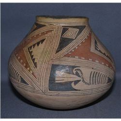 mata Ortiz pottery jar