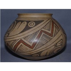 Mata Ortiz pottery jar