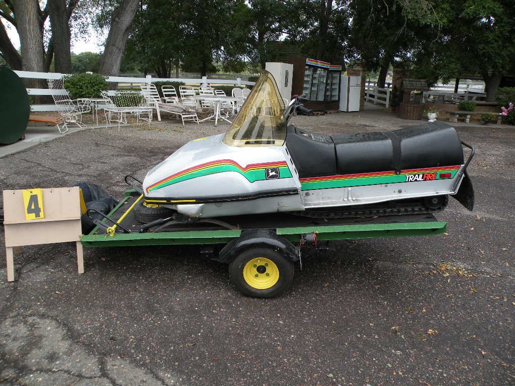 John Deere Trail Fire snowmobile w/ trailer and cover, 340cc SN