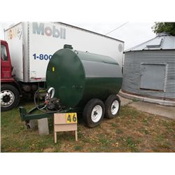 1000  gal portable fuel tank w/ gas powered pump