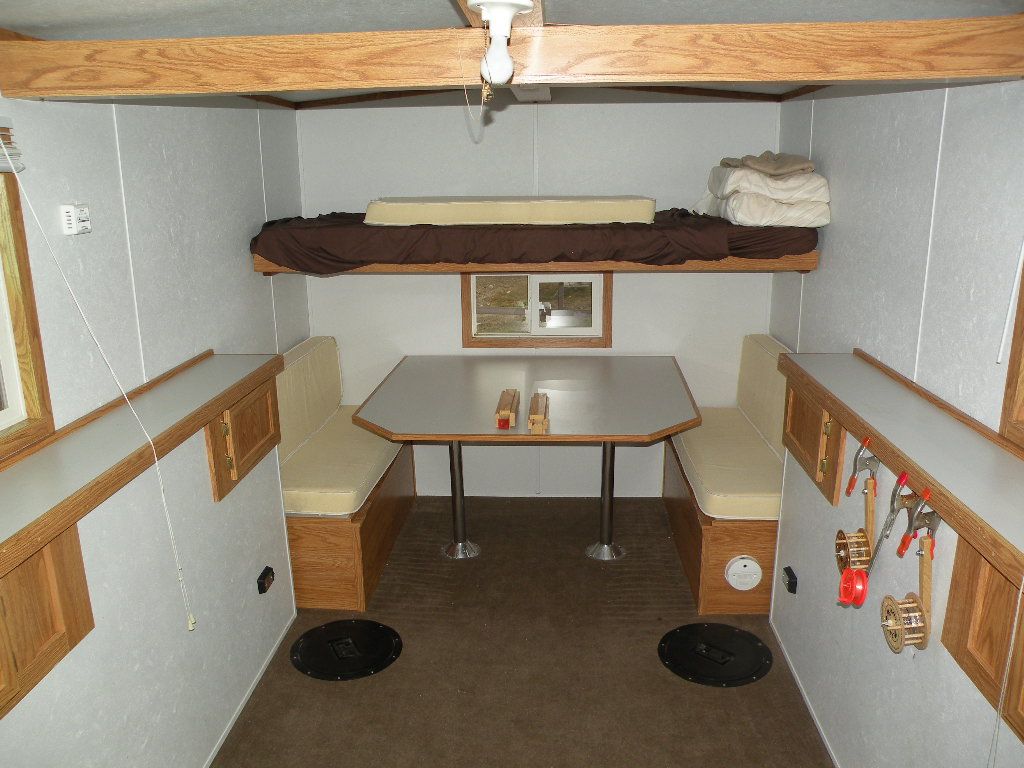 Ice Castle fish house, 99" x 18ft + 3ft V, 3 burner stove/Oven, upper