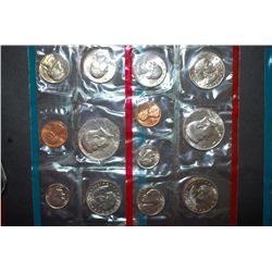 1980 US Mint Coin Set; P&D Mints; UNC; EST. $5-10