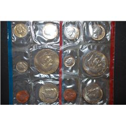 1975 US Mint Coin Set With 1976 US Washington, Kennedy & Eisenhower; P&D Mints; UNC; EST. $5-10