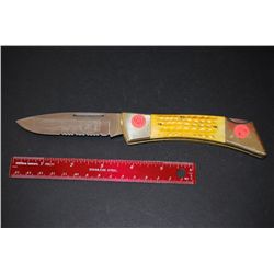 NAHC Ltd. North American Hunting Club Hunting Heritage Collection Collectible Folding Pocket Knife; 