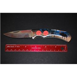 North American Hunting Club Signature Series With Colored Elk Scene On Handle Collectible Folding Po