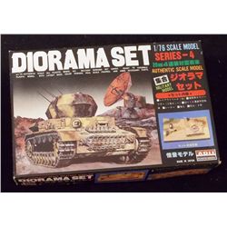 ARII - 1/76 Scale WWII Diorama Set Series 4 Unbuilt Model Kit in Original Packaging. Comes as shown 