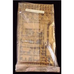 ERTL/ESCI - 1/72 Scale Bagged M4-A1 Sherman Tank M Unbuilt Model Kit in Polybag Packaging. Comes as 