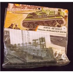 Airfix - OO Scale 75mm Assault Gun Bagged Model Ki Unbuilt Model Kit in Original Packaging. Comes as