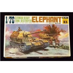 Fujimi -  1/76 Scale Elephant German Heavy Tank De Unbuilt Model Kit in Original Packaging. Comes as