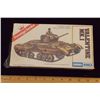 Image 3 : Aurora ESCI - 1/72 Scale Valentine Mk. 1 Tank Mili Unbuilt Model Kit in Original Packaging. Comes as