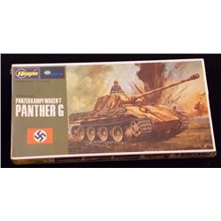 Hasegawa - 1/72 Scale Panzerkampfwagen V Panther G Unbuilt Model Kit in Original Packaging. Comes as