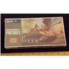 Image 3 : Hasegawa - 1/72 Scale Panzerkampfwagen V Panther G Unbuilt Model Kit in Original Packaging. Comes as