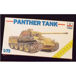 ESCI ERTL - 1/72 Scale German Panther Tank Militar Unbuilt Model Kit in Original Packaging. Comes as