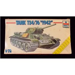 ESCI ERTL - 1/72 Scale Soviet T34/76 M. 1943 Tank Unbuilt Model Kit in Original Packaging. Comes as 