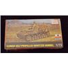 Image 2 : ESCI 1/72 Scale German Self-Propelled Howitzer Hum Unbuilt Model Kit in Original Packaging. Comes as